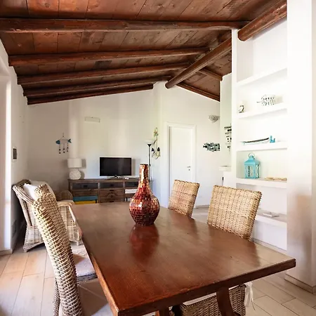 Casa Linda 100m From The Villa Muravera